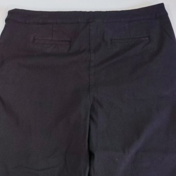Izod golf active wear flat front pants black women's size 16 - Picture 4 of 12